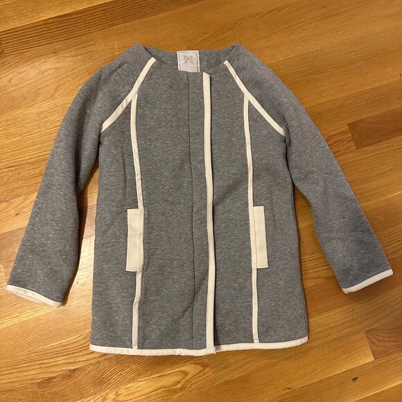 NWOT Gymboree Gray/White Coat/Jacket/Sweater Soft and Cozy Lining M (7-8)